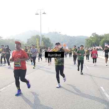 Runner Photo 6910564