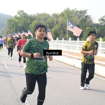 Runner Photo 6910585