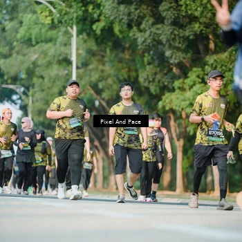 Runner Photo 6910593