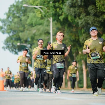 Runner Photo 6910618