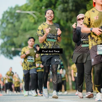 Runner Photo 6910633