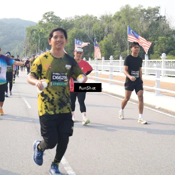 Runner Photo 6910643
