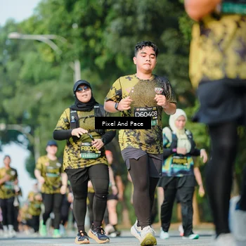 Runner Photo 6910661