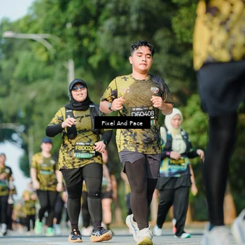 Runner Photo 6910673