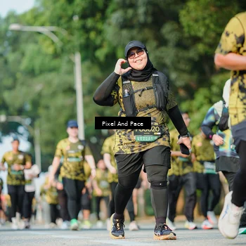 Runner Photo 6910681