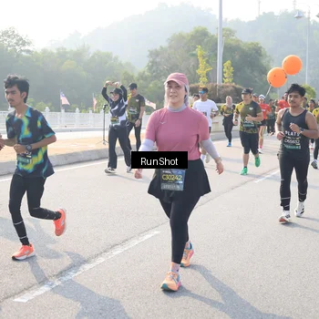 Runner Photo 6910691