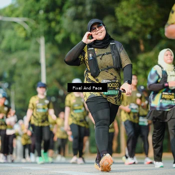 Runner Photo 6910703