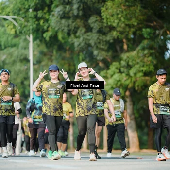 Runner Photo 6910714