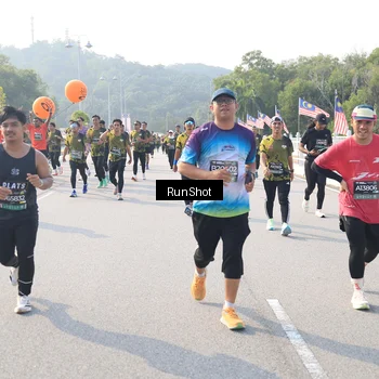 Runner Photo 6910726