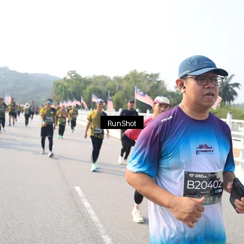 Runner Photo 6910739