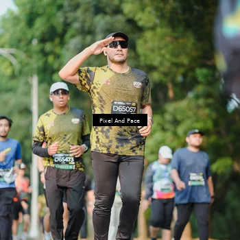 Runner Photo 6910789