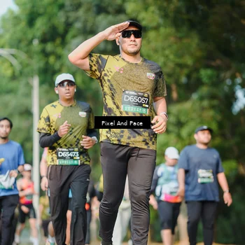 Runner Photo 6910790
