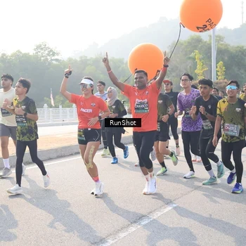 Runner Photo 6910793