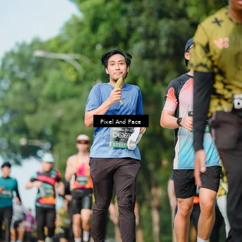 Runner Photo 6910818