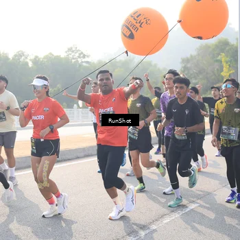 Runner Photo 6910821
