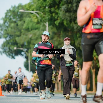 Runner Photo 6910841