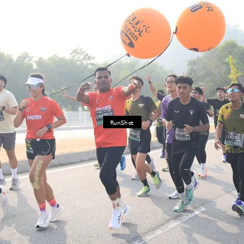 Runner Photo 6910874