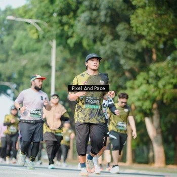 Runner Photo 6910909