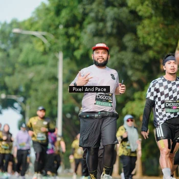 Runner Photo 6910912