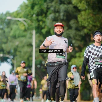 Runner Photo 6910913