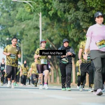 Runner Photo 6910935