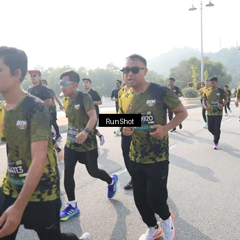 Runner Photo 6910959