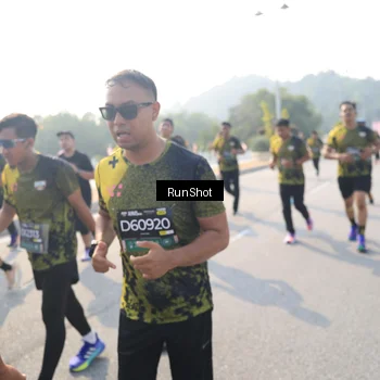 Runner Photo 6910968