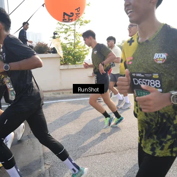 Runner Photo 6910984