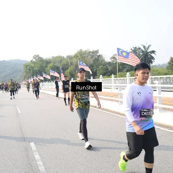 Runner Photo 6911103
