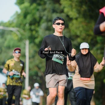 Runner Photo 6911134