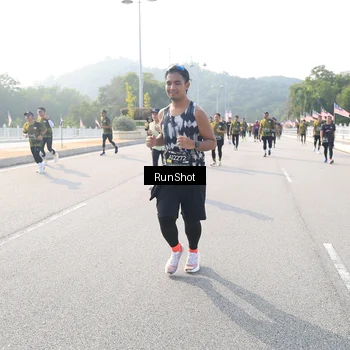 Runner Photo 6911151