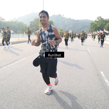 Runner Photo 6911166