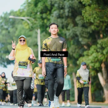 Runner Photo 6911180