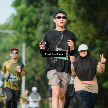 Runner Photo 6911198