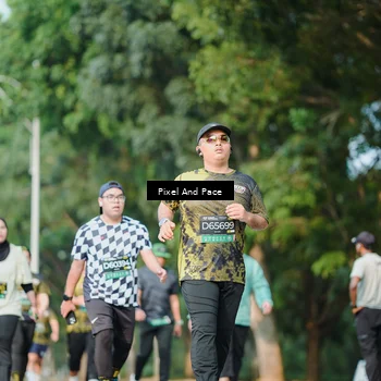 Runner Photo 6911213