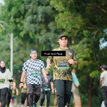 Runner Photo 6911214