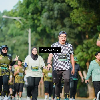 Runner Photo 6911228