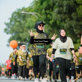 Runner Photo 6911239