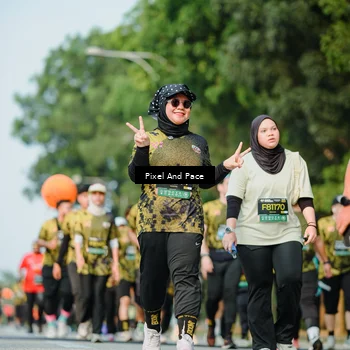 Runner Photo 6911243