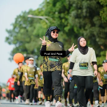 Runner Photo 6911246