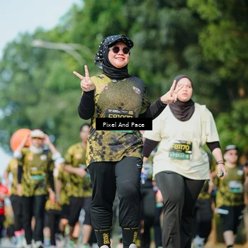 Runner Photo 6911252