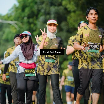 Runner Photo 6911299
