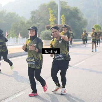 Runner Photo 6911308
