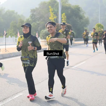 Runner Photo 6911315