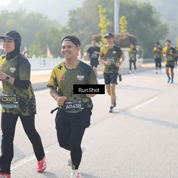 Runner Photo 6911338