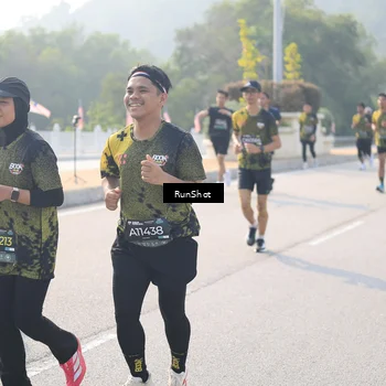 Runner Photo 6911343