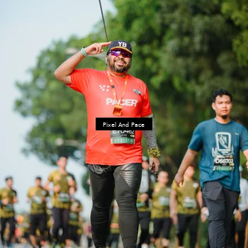 Runner Photo 6911345