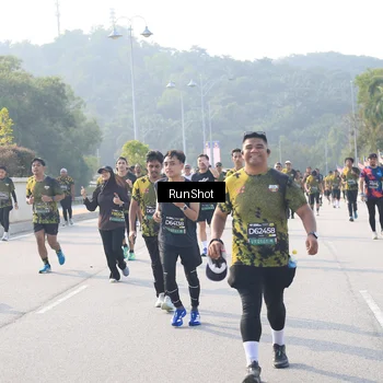 Runner Photo 6911357