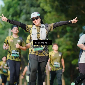 Runner Photo 6911375