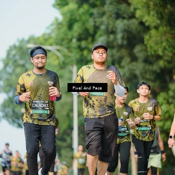 Runner Photo 6911403